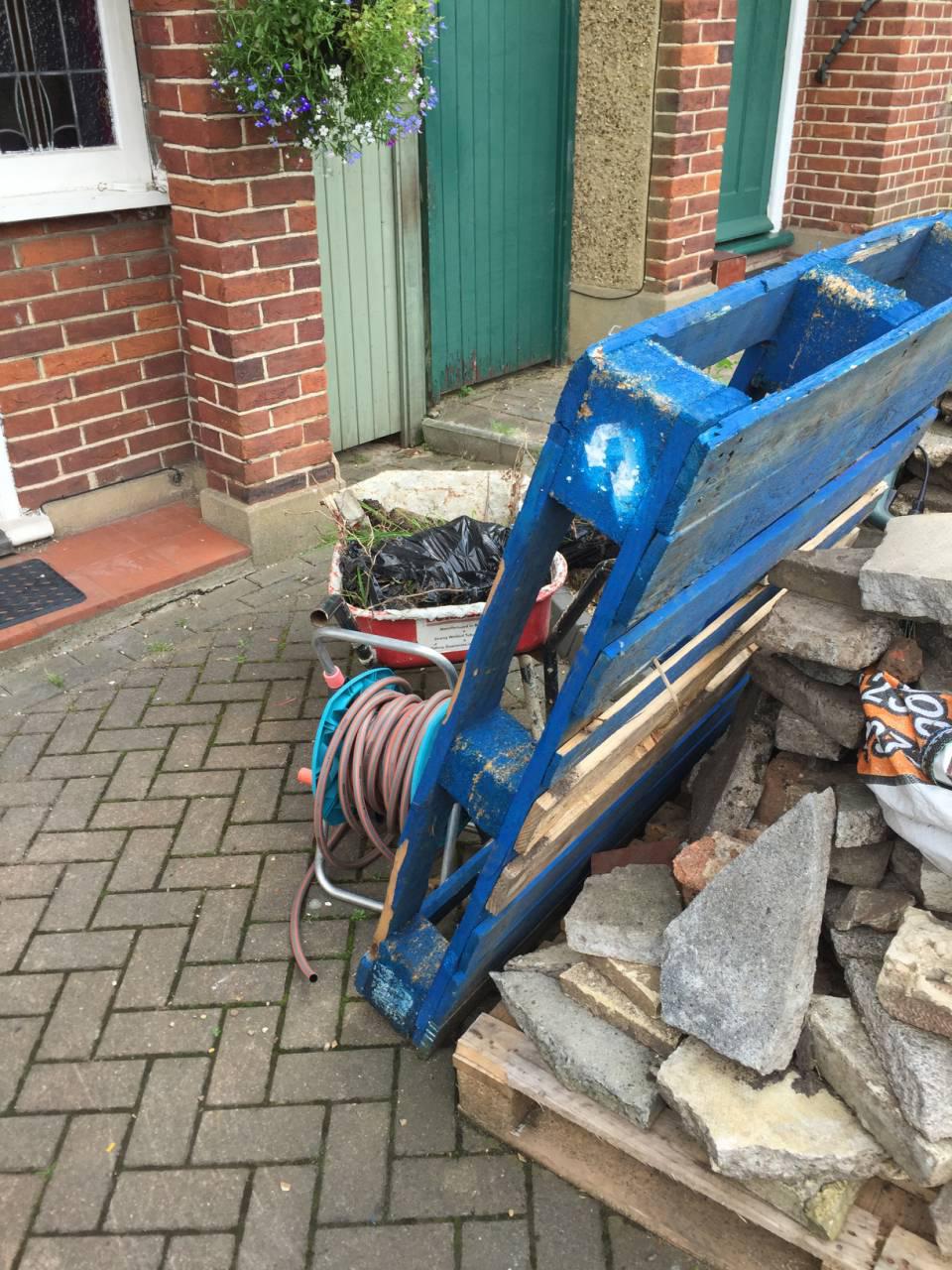 Haggerston builders waste clearance E8