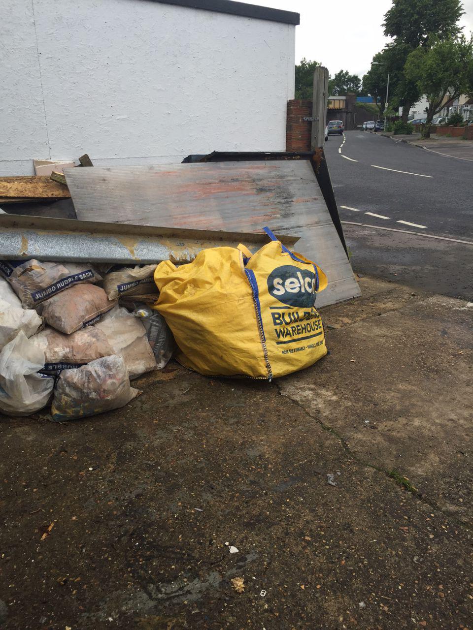 garage clearance SE9